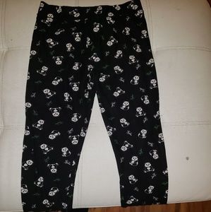 Black panda leggings